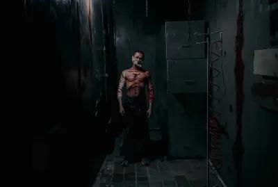Outlast poster4