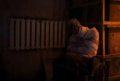 Outlast poster2