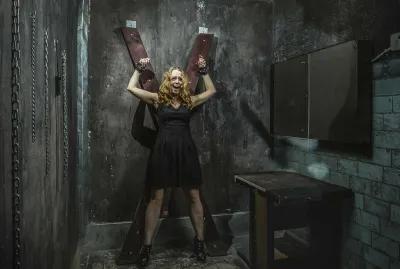 Hostel. Torture Basement poster2