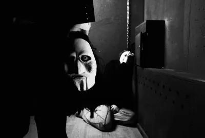 Пила: игра на выживание poster2