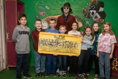 Charlie and the Chocolate Factory poster5