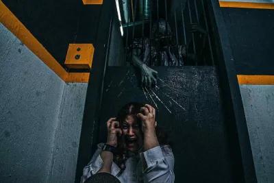 Error poster2