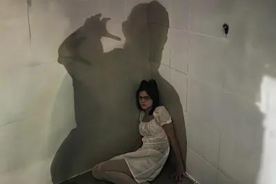 Лечебница святого Авена poster3