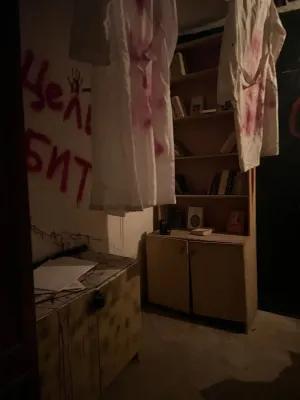 Very Scary Escape Room poster3