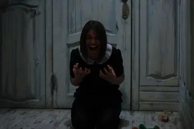 Devil inside poster2