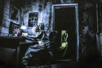 Resident Evil poster3