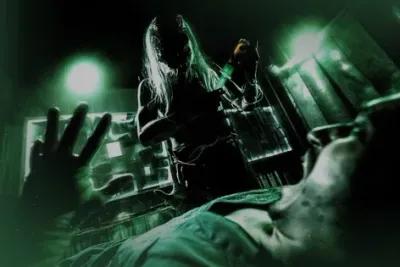 Твари poster4